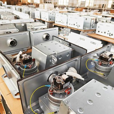 Lò gas treo tường 3C Vỏ vàng Máy nước nóng treo tường Chức năng kép